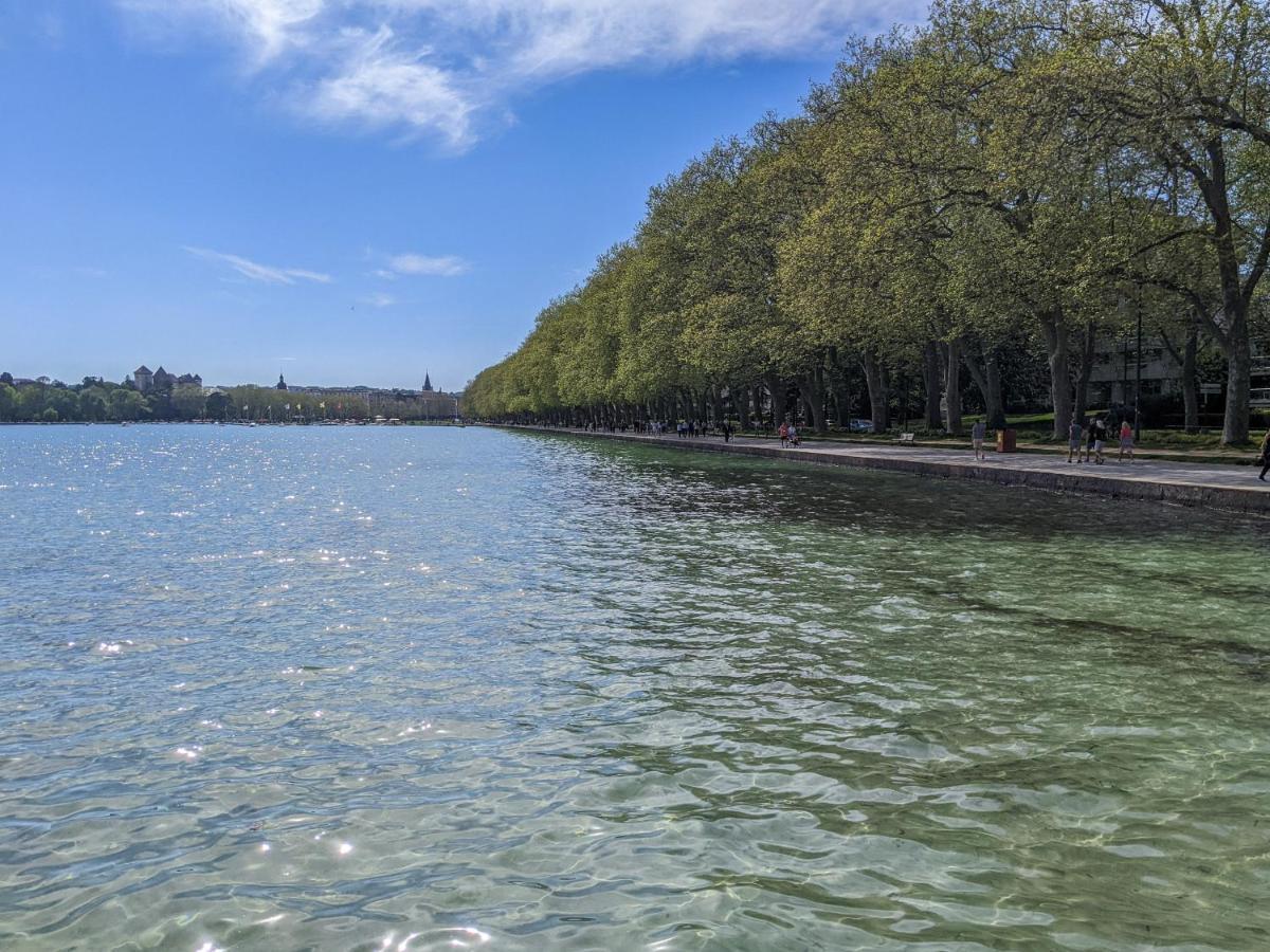 Chez Lou Appartement Proche Du Lac Moderne Annecy Eksteriør bilde